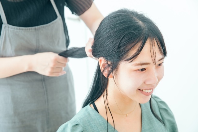 美プロ調べ「2022年8月・最低賃金から見る美容業界の給料調査」～埼玉版～